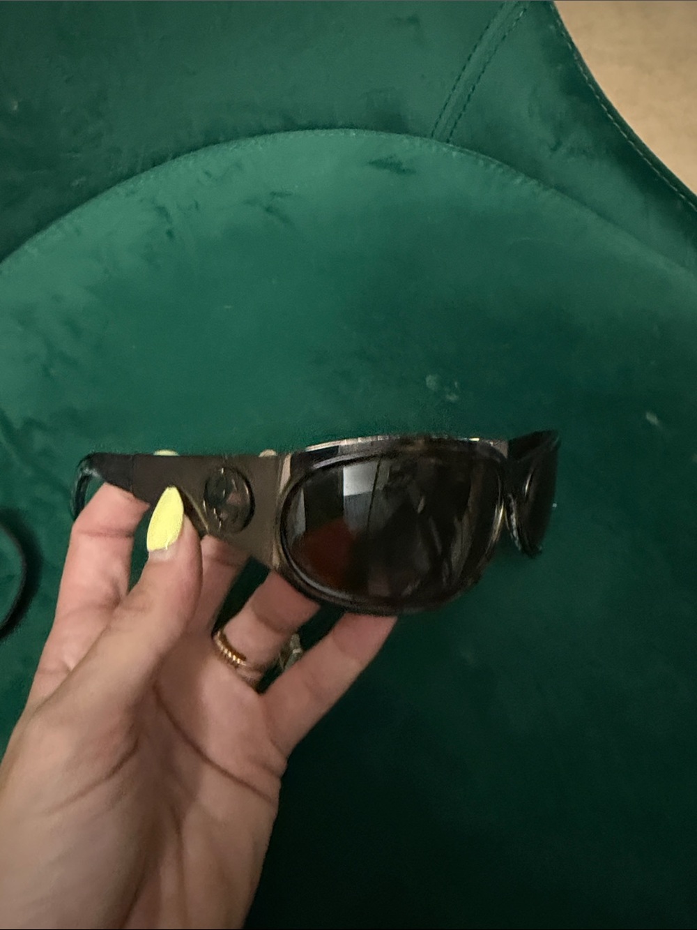 Gucci Wrap Sunglasses - Tortoise - Previously Loved